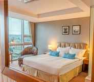 Kamar Tidur 6 Blue Sky Hotel & Tower