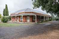 Bên ngoài Lancefield Guesthouse