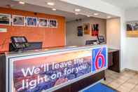 Lobby Motel 6 Albuquerque, NM - South - Airport