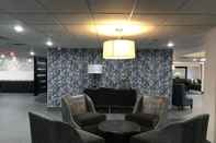 Lobby Wingate by Wyndham Louisville Fair and Expo