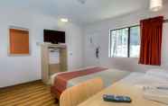 Bedroom 2 Motel 6 Oceanside, CA