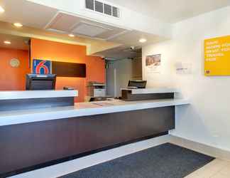 ล็อบบี้ 2 Motel 6 Capitol Heights, MD - Washington