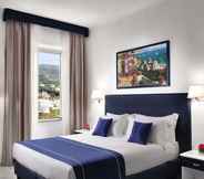 Bedroom 6 Hotel Mediterraneo