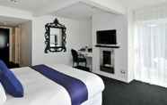 Bedroom 4 Black Swan Lakeside Boutique Hotel