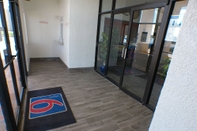 ล็อบบี้ Motel 6 Winslow, AZ