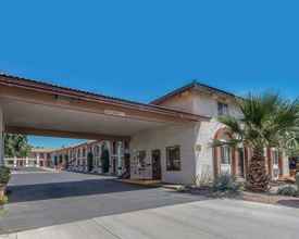 Exterior 4 Rodeway Inn Hurricane - Zion National Park Area