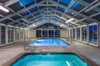 Swimming Pool Days Inn by Wyndham Vernal