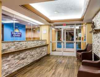 Lobby 2 Days Inn by Wyndham Vernal