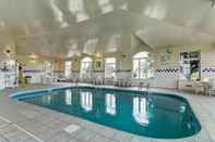 Swimming Pool Motel 6 Medina, OH - Cleveland