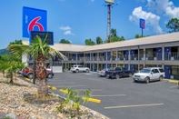 Common Space Motel 6 Dalton, GA