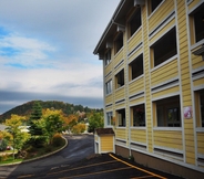 Bangunan 2 Hotel & Suites Les Laurentides Saint Sauveur