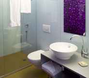 Toilet Kamar 7 Design Hotel Plattenhof