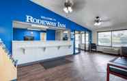 ล็อบบี้ 7 Rodeway Inn