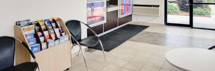 Lobby Motel 6 Gulfport, MS – Airport