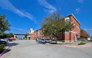 Exterior 2 Motel 6 McKinney, TX - North