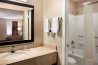 In-room Bathroom Super 8 by Wyndham Jackson