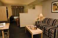 Common Space Vantage Inn and Suites