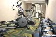 Fitness Center Vantage Inn and Suites