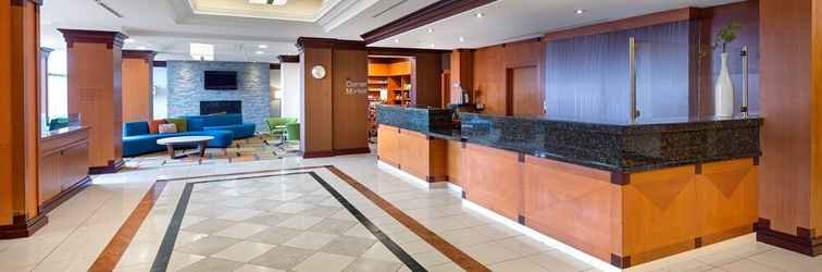 Lobby Fairfield Inn and Suites by Marriott Toronto Airport