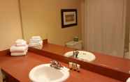 In-room Bathroom 6 Avi Resort & Casino