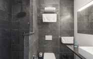 In-room Bathroom 3 Bastion Hotel Geleen