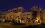 Exterior 2 Regency Tunis Hotel