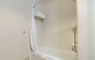 Toilet Kamar 5 Quality Suites