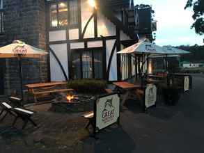 ภายนอกอาคาร 4 The Fox and Hounds Historic Hotel