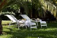 Swimming Pool Le Grand Hotel