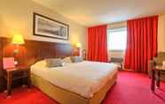 Kamar Tidur 2 Golden Tulip CDG Airport Villepinte