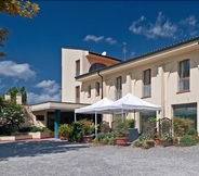 Exterior 3 Hotel Carignano