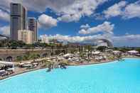 Swimming Pool Hotel Adonis Pelinor