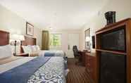 ห้องนอน 2 Days Inn by Wyndham Champaign/Urbana
