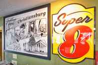 Exterior Super 8 by Wyndham Christiansburg