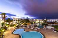 Kolam Renang Hotel BlueBay Lanzarote - All inclusive