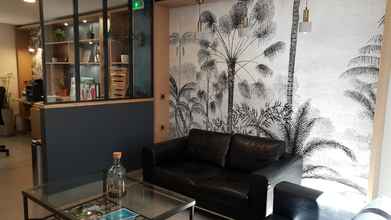 Lobi 4 Hotel Paris Villette