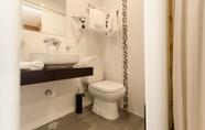 Toilet Kamar 3 Hotel Borges Chiado