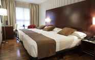 Kamar Tidur 5 Hotel Zenit Lleida