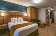 Bedroom 3 Quality Suites Drummondville
