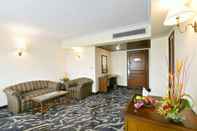 Common Space Peerless Hotel Kolkata