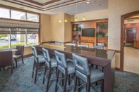 Bar, Cafe and Lounge Residence Inn by Marriott Norfolk Airport