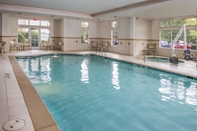 Swimming Pool Residence Inn by Marriott Norfolk Airport