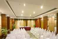 Functional Hall Peerless Hotel Durgapur