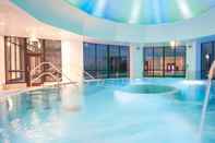 Swimming Pool Champneys Springs