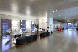 Lobby 4 Exe Tres Cantos