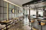 Bar, Kafe dan Lounge Radisson Blu Hotel London Stansted Airport