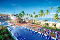 Kolam Renang Decameron Isleño - All Inclusive