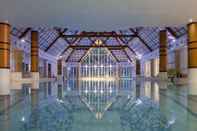 Kolam Renang Champneys Forest Mere