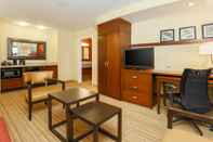 Ruang Umum Courtyard by Marriott Potomac Mills Woodbridge