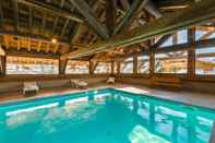 Swimming Pool Residence Lagrange Vacances le Village des Lapons